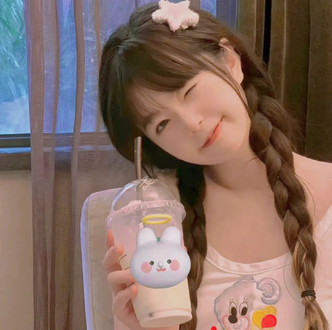 巴黎窈窕熟女